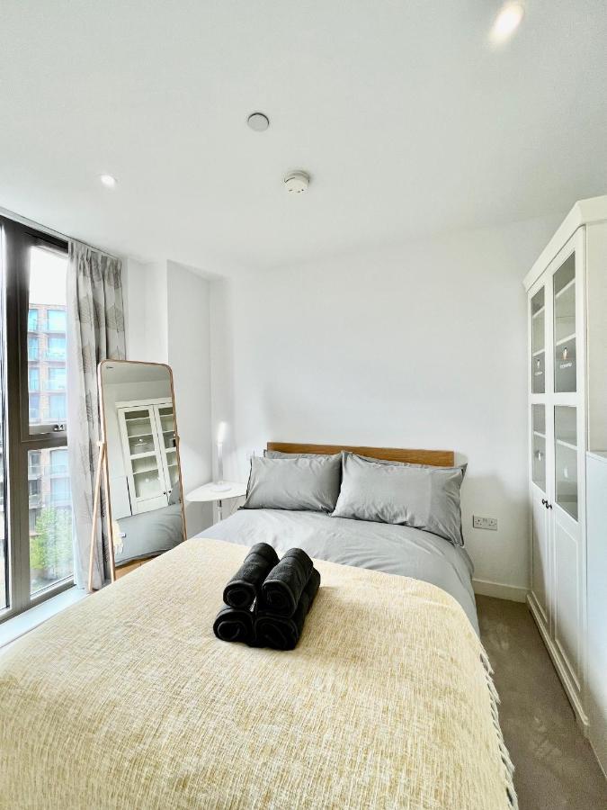 Luxury 2 Bedroom 2 Bathroom - Airport Appartement Londres