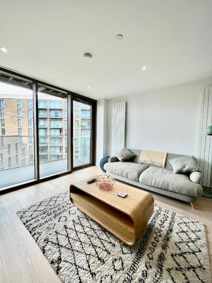 Luxury 2 Bedroom 2 Bathroom - Airport Appartement *